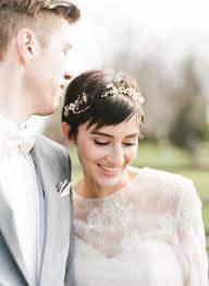 Intimate Outdoor Vow Renewal Wedding Sparrow Best Wedding Blog Wedding Ideas Short Wedding Hair Short Hair Styles Best Wedding Hairstyles