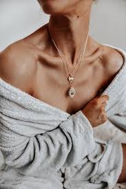 How to apply self tanner without streaks. How To Remove Self Tanner Streaks 4 Methods Explained