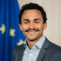 3000+ "Febles" profiles