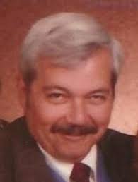 Robert Kistner's Instagram, Twitter & Facebook