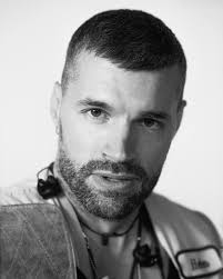 The UNSUNG HERO TOUR 🛸🛗 has come to a close. So, to OUR unsung  heroes🦸🏽‍♂️🦸🏼‍♀️.… They aren't crew or band