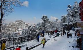 January, like december, is another chilly winter month in shimla, india, with average temperature fluctuating between 1.7°c (35.1°f) and 8.9°c (48°f). Shimla Gets First Snowfall Of The Season December 2014
