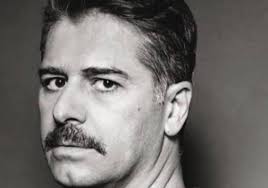 Ο αλέξανδρος μπουρδούμης και η λένα δροσάκη ανέβηκαν τα σκαλιά της εκκλησίας χωρίς τυμπανοκρουσίες. Ale3andros Mpoyrdoymhs To Mhnyma Sthri3hs Sth Syzygo Toy Lena Drosakh