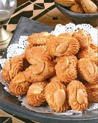 Petits Fours Amandes A La Poche Recettes De Cuisine Cuisine Marocaine Facile Recette Gateau Sec
