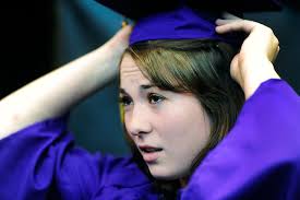 Hickman High School graduates express appreciation for teachers at  commencement