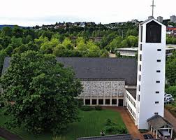 In Kreuztal Unter Dem Kreuz Der Kreuzkirche Wirsiegen Das Siegerland Portal