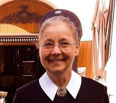 Barbara Ganz's Instagram, Twitter & Facebook