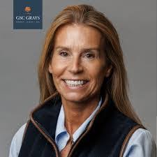 Lottie Leonard's Instagram, Twitter & Facebook