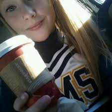 Bella Bowen (@bellaelizaa)