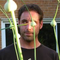 80+ perfiles de «Lucchesi»