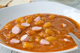 Wurstelgulasch Rezept Gutekueche At