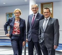 Mit der vr bankingapp können sie ihre bankgeschäfte überall erledigen. Vr Bank Heuberg Winterlingen Erhohte Dividende Fur Mitglieder Messstetten Grosser Heuberg Schwarzwalder Bote