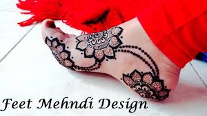 Simple and small henna tattoo designs and ideas for feet, hands, guys, girls, wrist, back and arms. Feet Mehndi Design Legs Henna Feet Tattoo Gulf Style Feets Naush Artistica Youtube