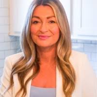 Dallas Crystal Weeks