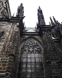 Prague Cattedrale Di San Vito Gothic Architecture Prague Czechrepublic Cattedraledisanvito Pragu Architect Jobs Gothic Architecture Architecture