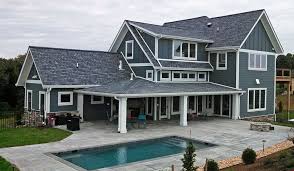 The etymology of cob and cobbing is unclear, but in several senses means to beat or strike, which is how cob material is applied to a wall. Contemporary Farmhouse Eldorado Stone