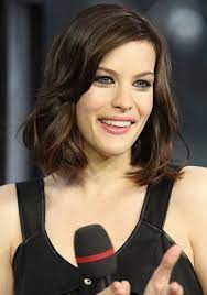 Pictures Of Celebrity Hairstyles For Long Shaped Faces Long Face Hairstyles Oval Face Hairstyles Long Face Shapes