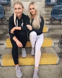 Sie versuche jetzt jedoch, wieder nach vorne zu schauen. Sophia Thiel Trifft Auf Super Influencerin Das Sind Die Tipps Von Anna Nystrom