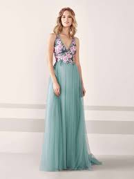 Gli abiti da cerimonia in pizzo sono perfetti per celebrare con stile ed eleganza un matrimonio, una festa privata o per un look formale!per ogni occasione importante, se vuoi sfoggiare un look femminile e bon ton, non potrai non innamorarti degli abiti da cerimonia in pizzo di nicole milano! Abiti Cerimonia Pronovias D33cf4