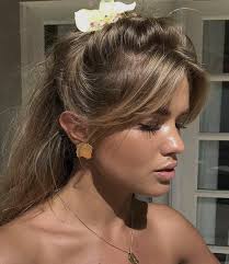 Model rambut ini bisa memberikan kesan yang rapi, segar namun. 110 Curtain Bangs Ideas In 2021 Long Hair Styles Hair Hair Styles