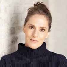 Kristen Thomas (About)