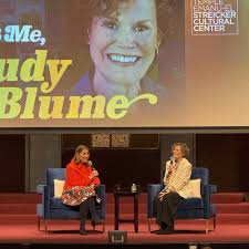 Lovely event at Temple Emanu-el Streicker Center in NYC. Judy in a lively  conversation with Zibby Owens.