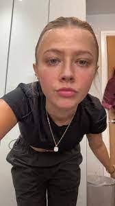 Grace Garrabrant's Instagram, Twitter & Facebook