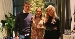 In deze reeks bespreken we het leven van max verstappen. Prachtig Victoria Verstappen Bevallen Van Zoontje Luka Gp33
