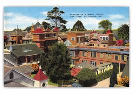 Sarah winchester, die witwe des berühmten waffenherstellers william winchester, glaubt nach dem tod ihres mannes und ihres kind, dass geister rache an der familie nehmen wollen. San Jose California Winchester Mystery House Vintage Grusskarten Echte Postkarten Online Versenden