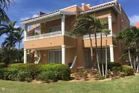 Though it preserves much of its colonial architecture, the city has a colorful collection of. Ferienwohnung In Oranjestad Oranjestad Aruba Micazu