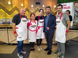 Sigue las instrucciones para hacer deliciosas tartas en la cocina. El Gran Premio De La Cocina Twitterren Ayer Nos Acompano Mauricio Asta Te Imaginas Lo Que Se Viene Hoy En Programa Gpcocina
