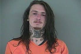 2 arrested after hit and run crash with stolen truck in Oak Ridge