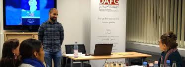 Bildungsinhalte evidenzbasiert entwickeln und prüfen