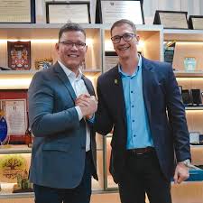 🚧 Trabalho que transforma realidades! Acompanhei mais uma importante ação do Governo de Rondônia, sob a gestão do nosso governador @celmarcosrocha , através do @derrondonia em parceria com a Prefeitura de Colorado