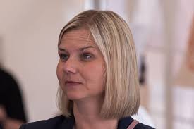 Jun 05, 2021 · lillehammer (tv 2) landsmøtet i senterpartiet ligger an til å vedta at partiet skal stille med sin egen statsministerkandidat foran høstens stortingsvalg, partileder trygve slagsvold vedum (42. Dutsvnyu132whm