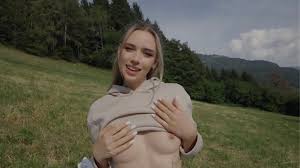 极品金发美女户外口交激情啪啪后内裤里带着精液走路在线观看,免费高清- Taiav.com