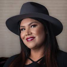 Paintbrush Photography-Elva Sandoval: Bronzed and Blushed