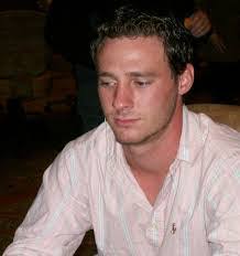 Robert Grosch's Instagram, Twitter & Facebook