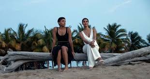 People who walk in with a desire, but end up reborn to themselves through the magical realism of fantasy island. Fantasy Island Full Cast List Meet Roselyn Sanchez And Other Stars On Fox S Drama Series Meaww