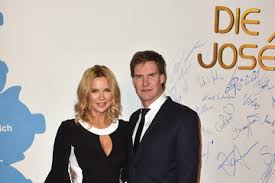 Maschmeyer lernte seine spätere frau bettina bei der ovb kennen, wo sie seine persönliche assistentin war. Veronica Ferres Carsten Maschmeyer Pictures Photos Images Zimbio