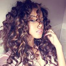 15 Ultra Chic Long Curly Hairstyles For Women Pretty Designs Curly Hair Styles Naturally Thick Hair Styles Hair Styles