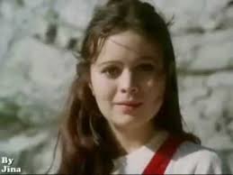 Libuše šafránková war durch die hauptrolle im film drei haselnüsse für aschenbrödel im jahr 1973 weit. Aschenbrodel Und Andere Marchenfilme Mit Ihr Youtube