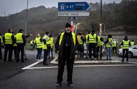 Gilet jaune 17 novembre 2018. Gilets Jaunes L Astuce Des Manifestants Pour Bloquer Les Ronds Points En Toute Legalite