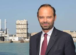 Soția lui emannuel macron sfidează vârsta. Noul Premier Al FranÈ›ei Edouard Philippe Primarul OraÈ™ului Le Havre Cursdeguvernare Ro Cursdeguvernare Ro