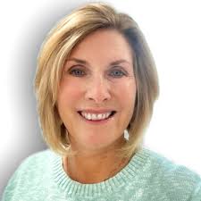 I am excited to share that I have moved to Austin, TX to pursue my MBA at  the McCombs School of Business! Thank you to my amazing friends,  colleagues, and mentors who