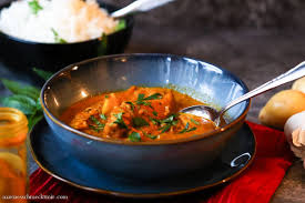 Indisches Hahnchen Curry Mit Kartoffeln Maria Es Schmeckt Mir Rezept Indisches Hahnchen Curry Hahnchen Curry Curry
