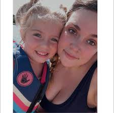 But…is it a watermelon 🍉 or pumpkin 🎃 Any which way, it's CoComelon 🥳 We  LOVE this pumpkin art shared in our CoComelon Parents Community How cool  are they! Don't forget to