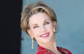 Gretchen Hodges's Instagram, Twitter & Facebook