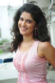 25+ Cute Hot Pictures Of Deeksha Seth - Hot Collections