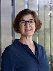 Kathleen Cato's Instagram, Twitter & Facebook